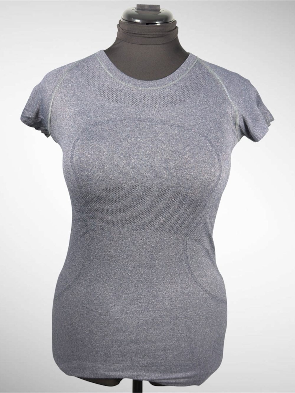 Women’s Lululemon Heathered Gray Swiftly Tech Crew Neck Tee Size 6